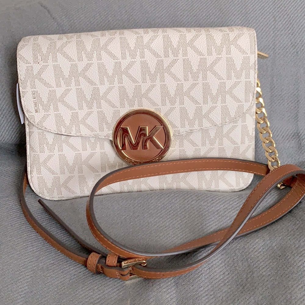Michael Kors Crossbody